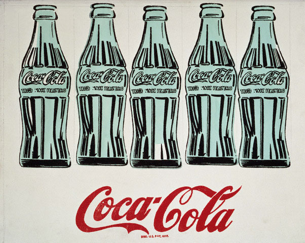 Andy Warhol, Five Coke Bottles (1962), Vernice di polimeri sintetici e inchiostro serigrafico su tela. Collezione privata.